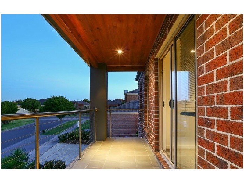 2 Messina Place, Narre Warren South VIC 3805