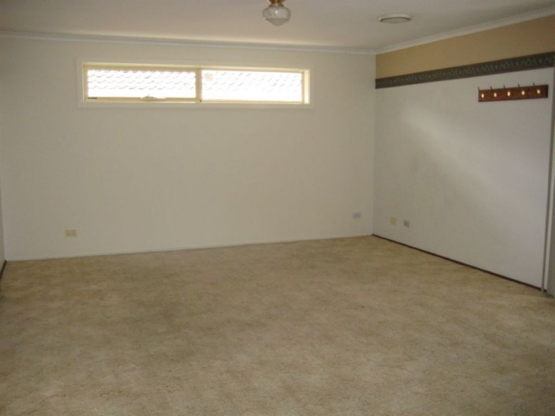 1/67 Darling Way, Narre Warren VIC 3805