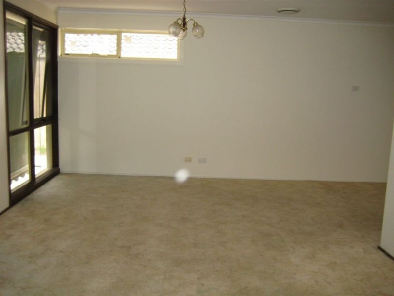 1/67 Darling Way, Narre Warren VIC 3805