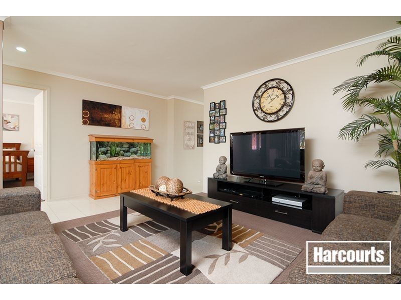 31 Scarborough Drive, Narre Warren South VIC 3805