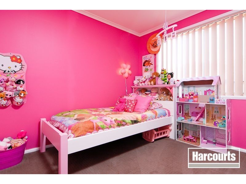 31 Scarborough Drive, Narre Warren South VIC 3805