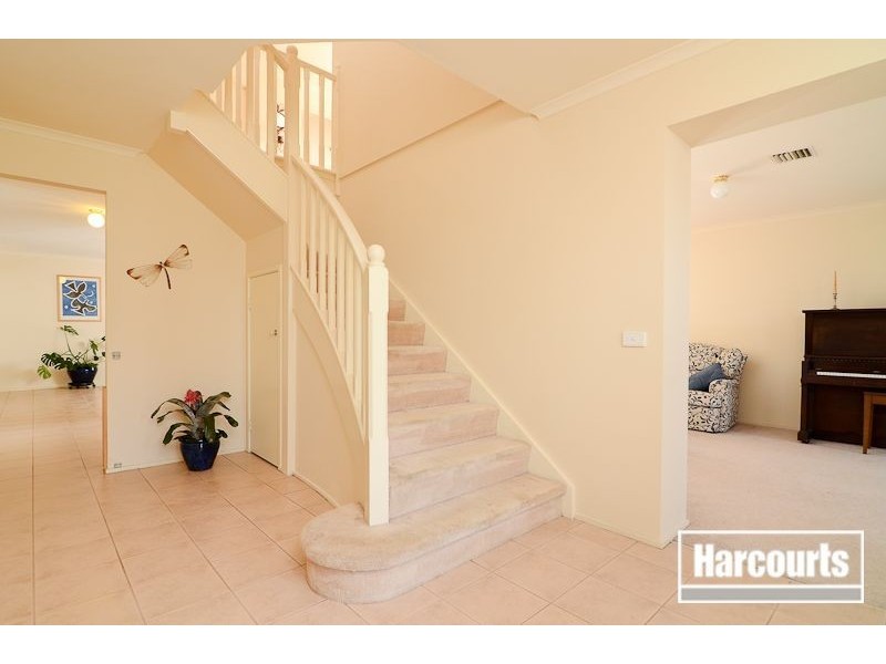 12 Demint Walk, Narre Warren South VIC 3805