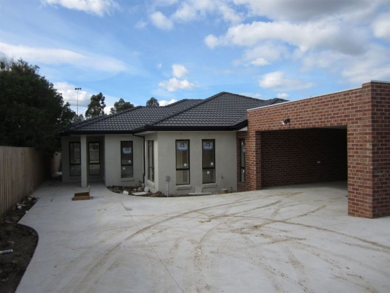 2/67 Darling Way, Narre Warren VIC 3805