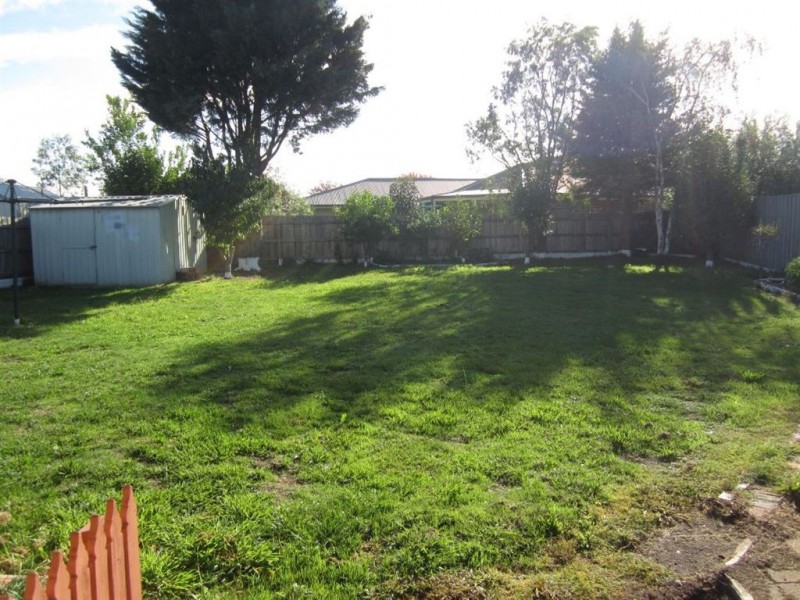 86 Saffron Drive, Narre Warren VIC 3805