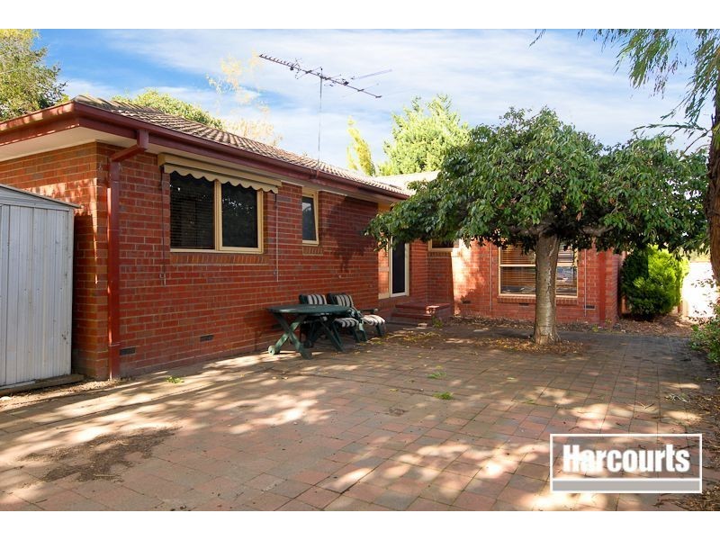 76 Mansfield Street, Berwick VIC 3806