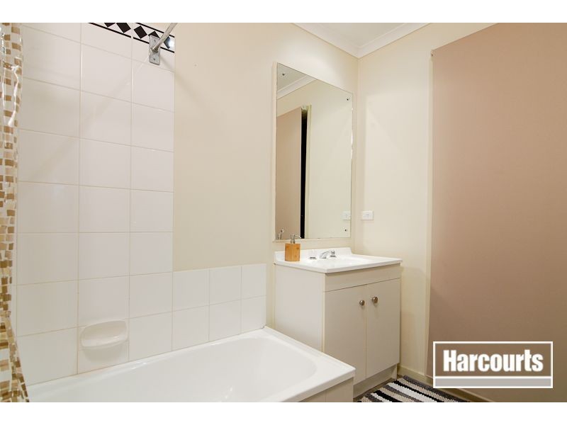 8 Stallion Court, Narre Warren South VIC 3805