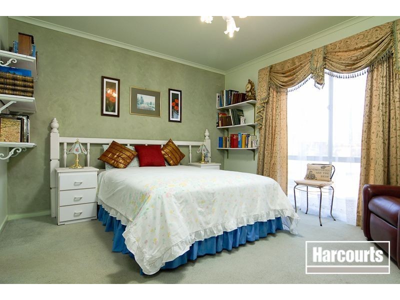 80 Saffron Drive, Narre Warren VIC 3805