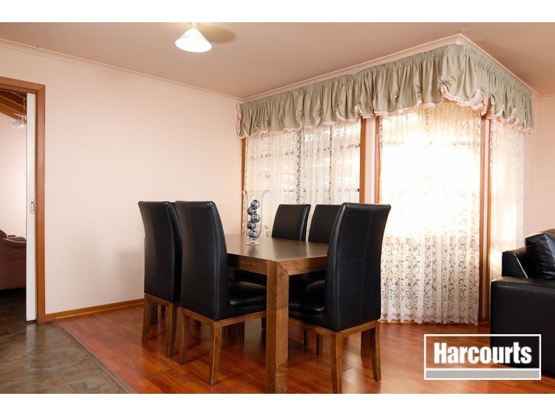 13 Nettle Drive, Hallam VIC 3803