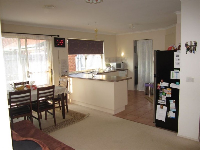 5 Angel Close, Narre Warren South VIC 3805