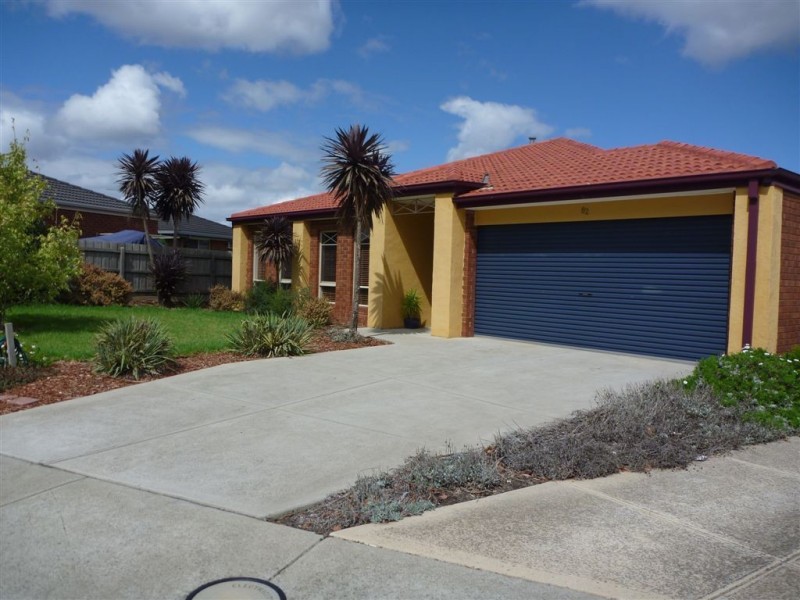 82 Seebeck Drive, Narre Warren South VIC 3805