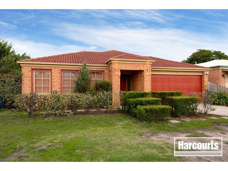 13 Margie Square, Narre Warren South VIC 3805