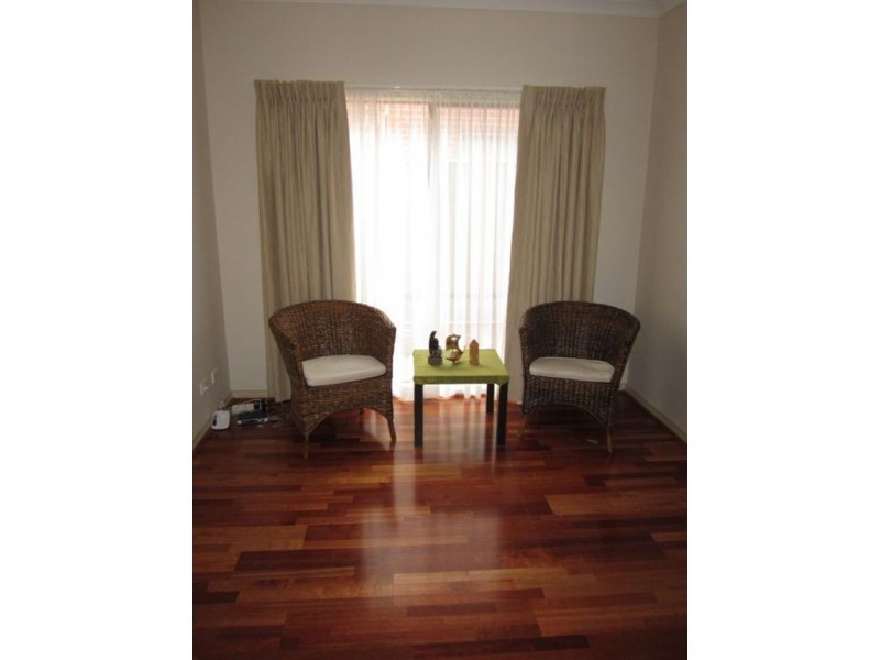 48 Sabel Drive, Cranbourne North VIC 3977