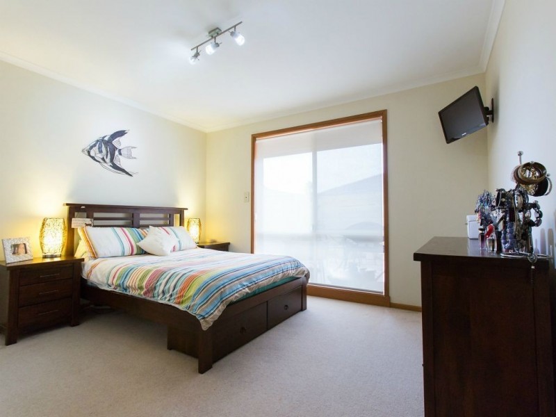 1/10 Valley Fair Drive, Narre Warren VIC 3805