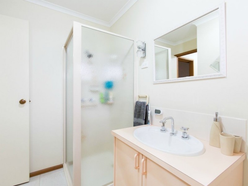 1/10 Valley Fair Drive, Narre Warren VIC 3805