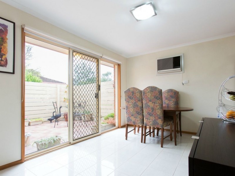 1/10 Valley Fair Drive, Narre Warren VIC 3805