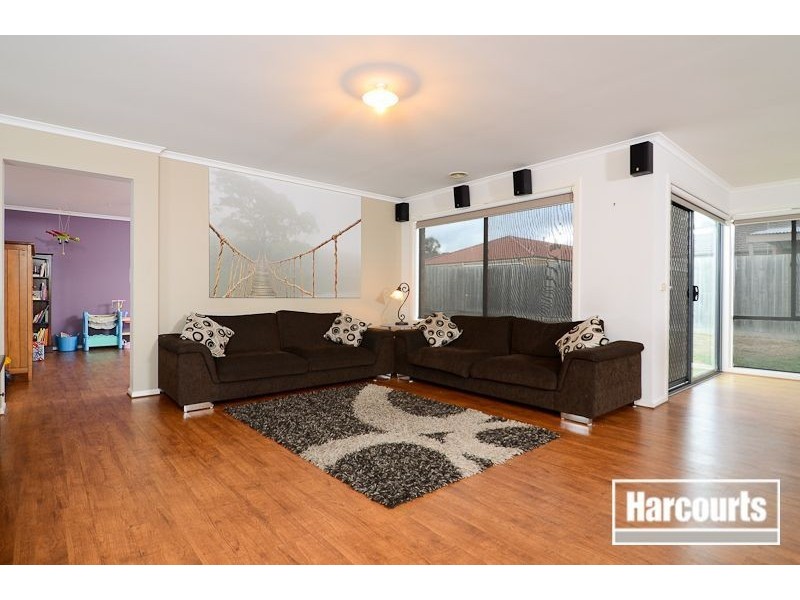 12 Cottonfield Way, Narre Warren South VIC 3805
