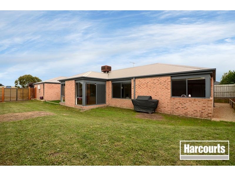 12 Cottonfield Way, Narre Warren South VIC 3805