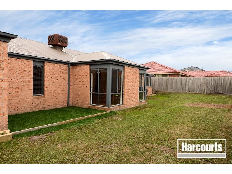 12 Cottonfield Way, Narre Warren South VIC 3805