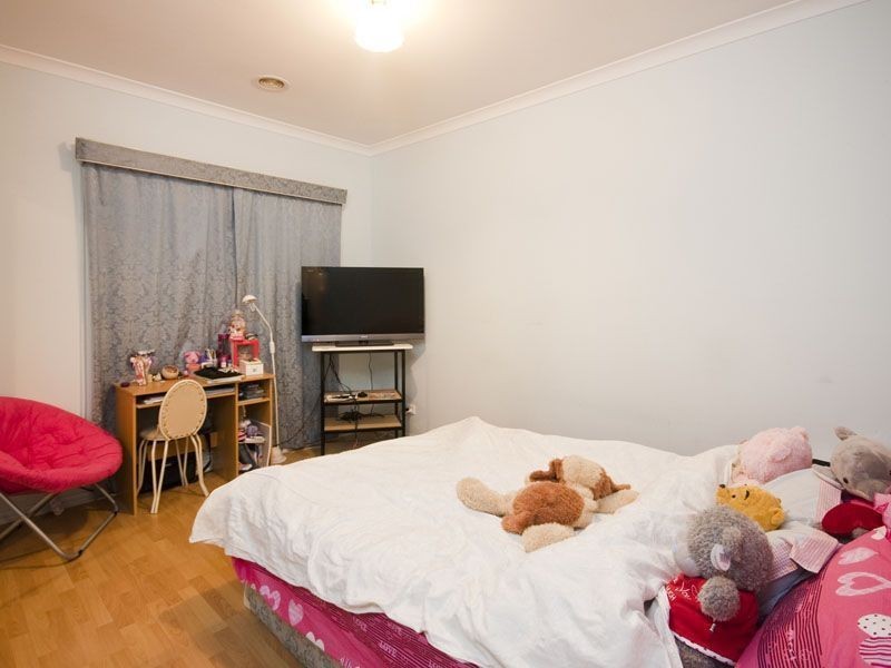 105 Emily Drive, Hallam VIC 3803