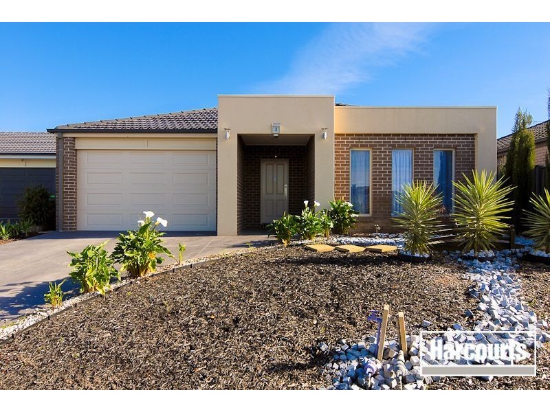 3 Sagan Drive, Cranbourne North VIC 3977