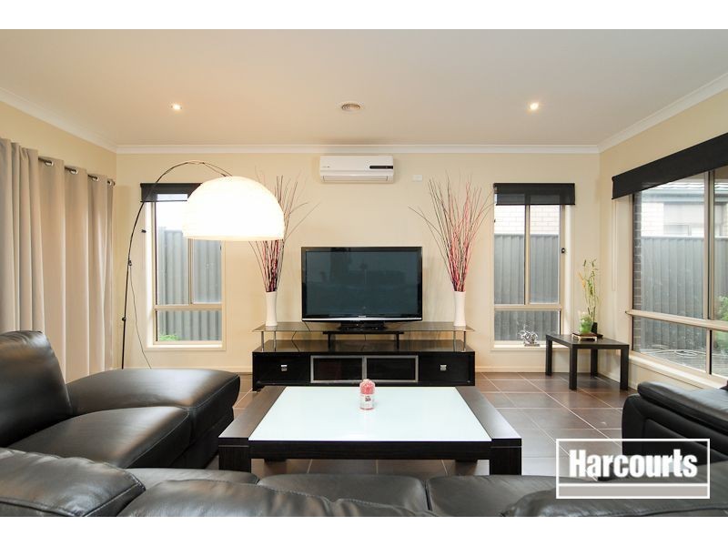 3 Sagan Drive, Cranbourne North VIC 3977