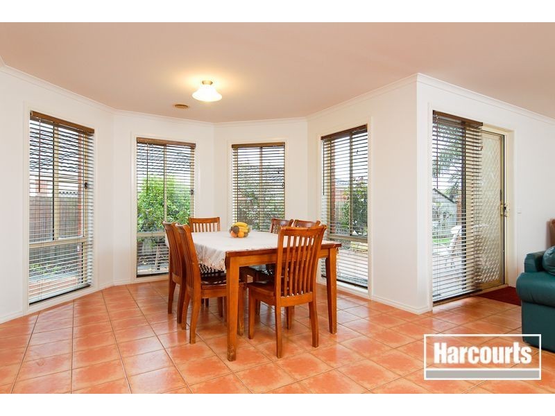 18 Hickory Drive, Narre Warren South VIC 3805