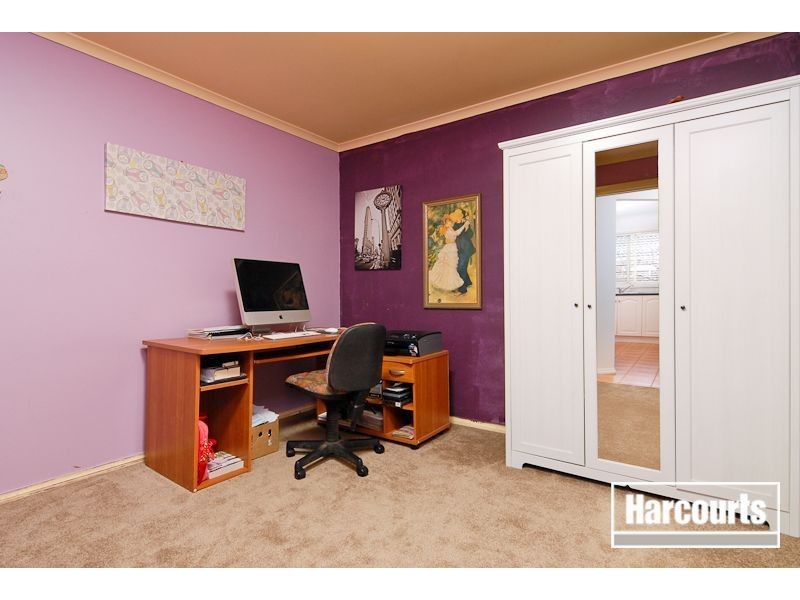 18 Hickory Drive, Narre Warren South VIC 3805