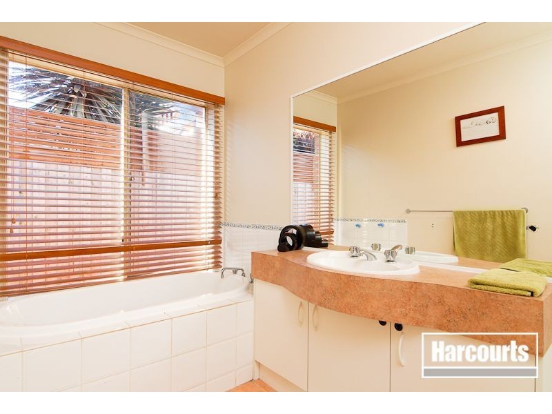 1 Lennon Court, Narre Warren South VIC 3805