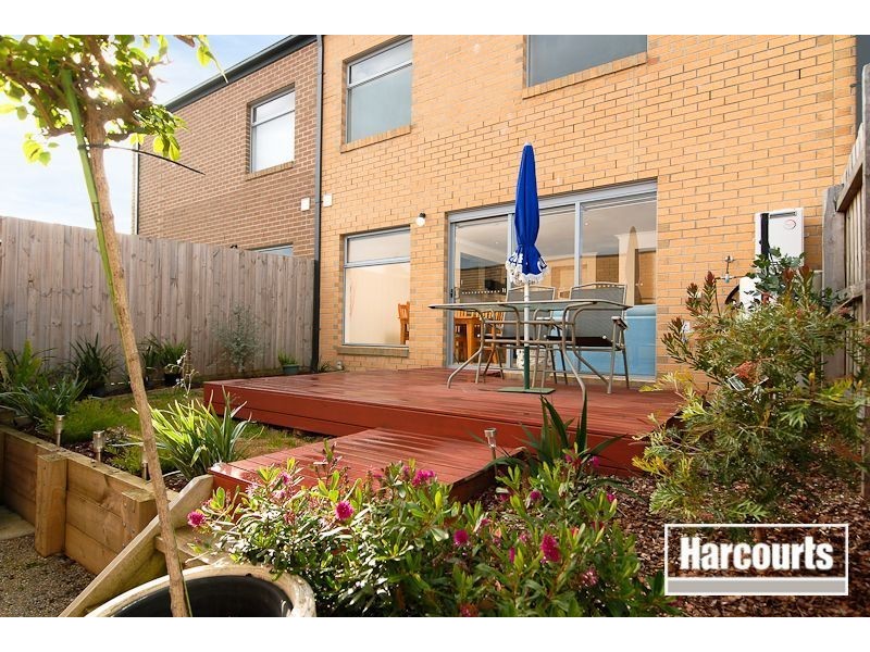 72 Mannavue Blvd, Cranbourne North VIC 3977