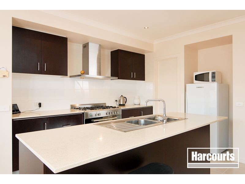 72 Mannavue Blvd, Cranbourne North VIC 3977