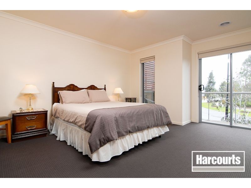 72 Mannavue Blvd, Cranbourne North VIC 3977