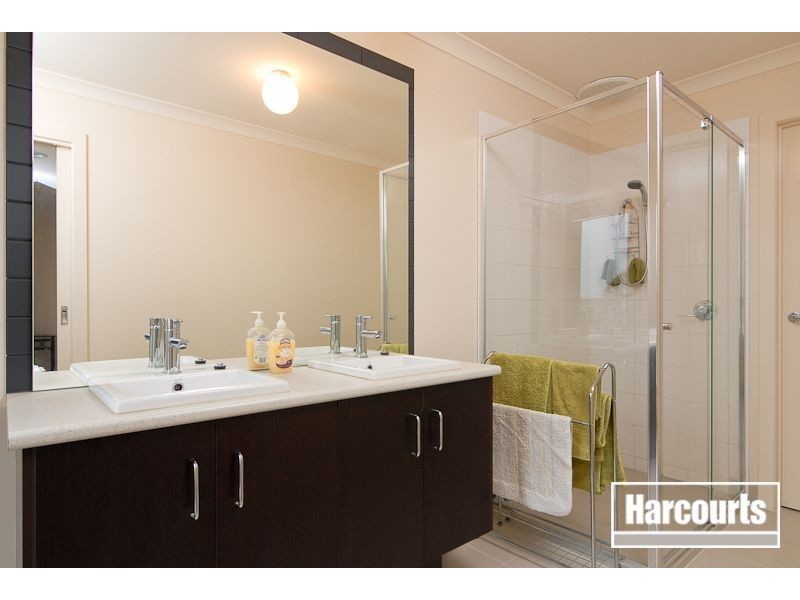 72 Mannavue Blvd, Cranbourne North VIC 3977