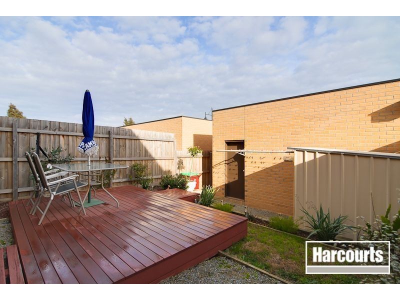 72 Mannavue Blvd, Cranbourne North VIC 3977