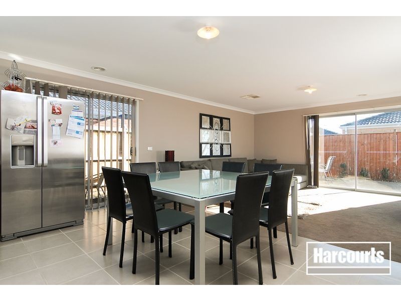 1 Finn Place, Lyndhurst VIC 3975