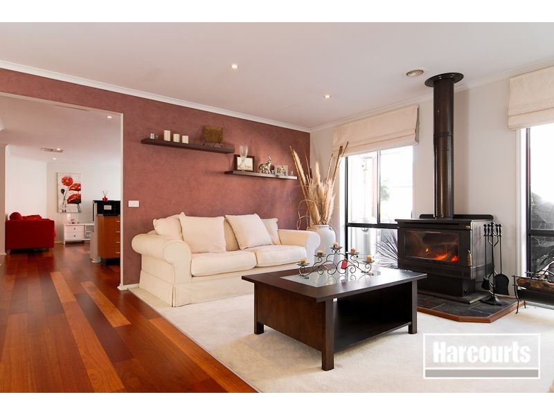 41 Abbey Road, Narre Warren South VIC 3805