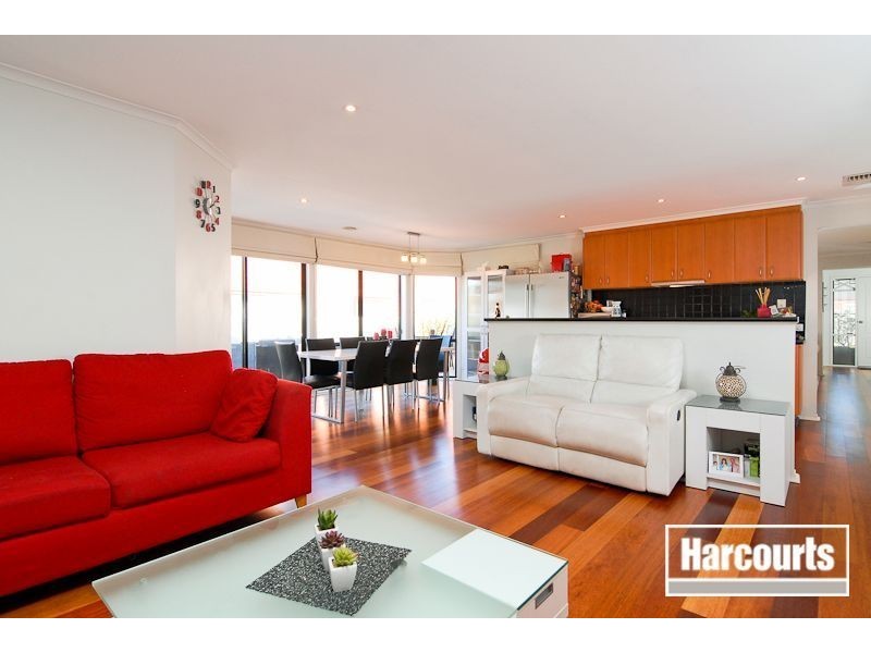 41 Abbey Road, Narre Warren South VIC 3805