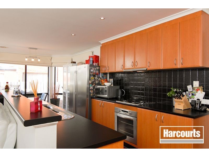 41 Abbey Road, Narre Warren South VIC 3805