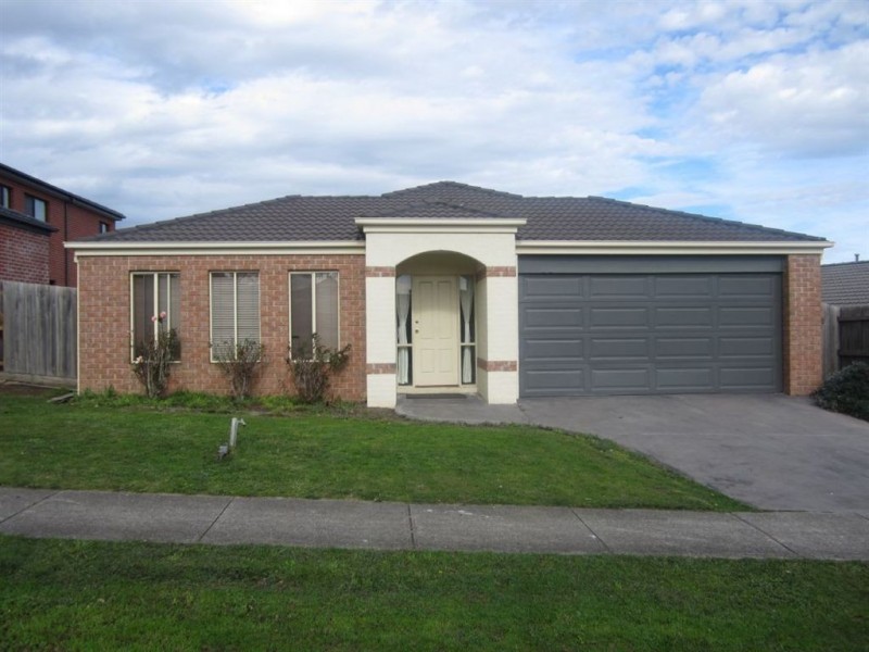 12 Palais Close, Narre Warren South VIC 3805
