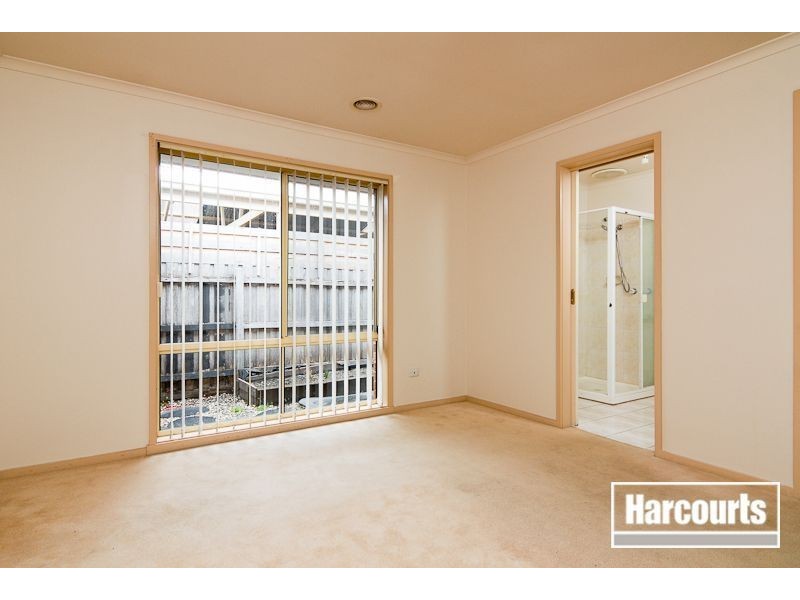 9 Chain Court, Narre Warren South VIC 3805