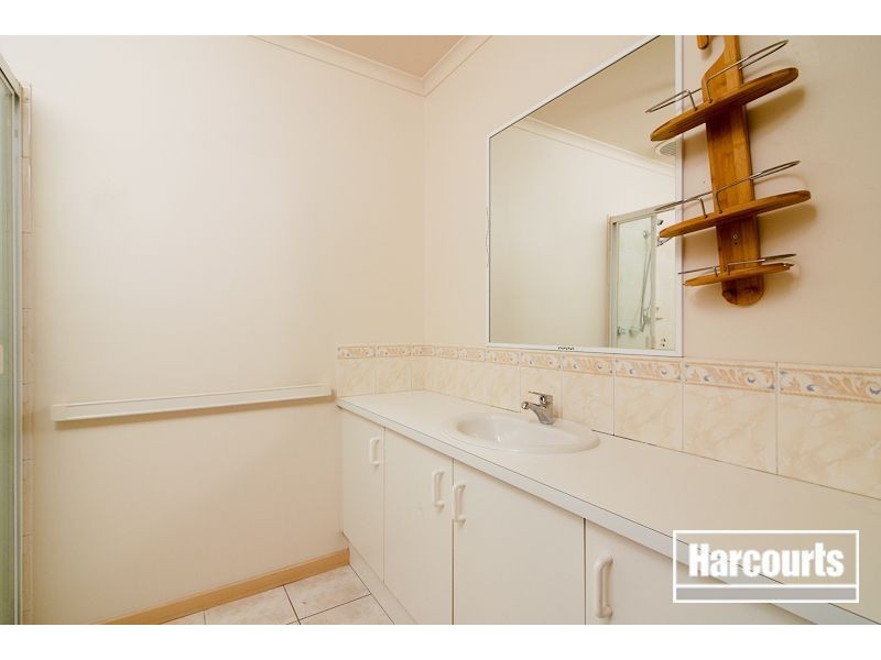 9 Chain Court, Narre Warren South VIC 3805