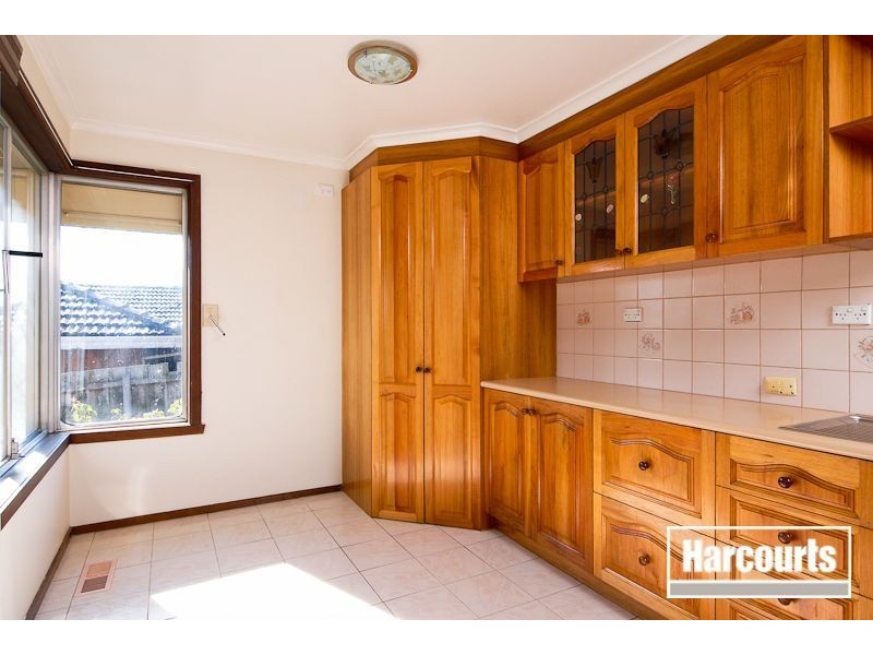 6 Adam Avenue, Hallam VIC 3803