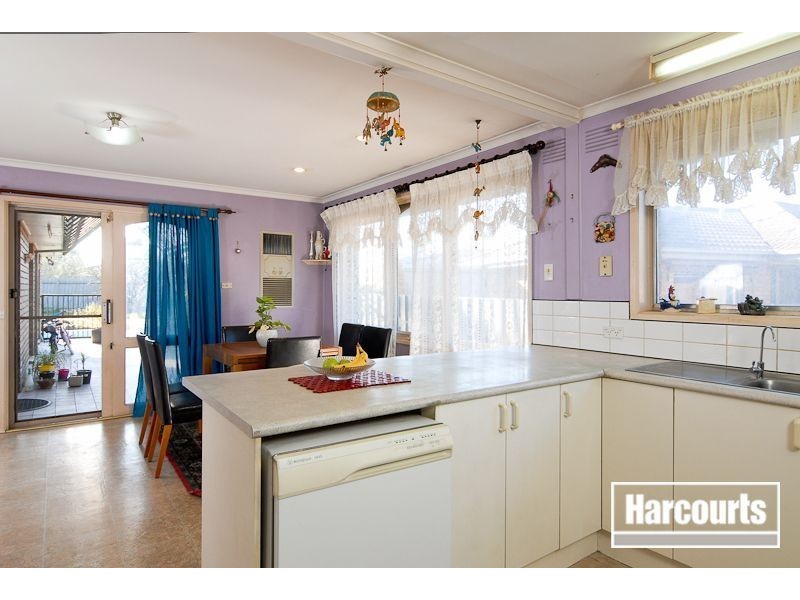 16 Monaro Cres, Narre Warren VIC 3805