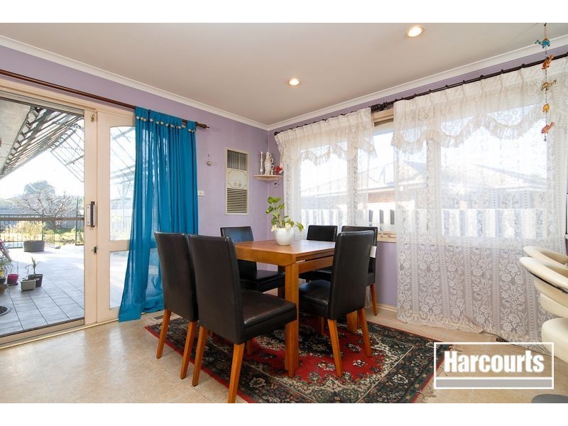 16 Monaro Cres, Narre Warren VIC 3805