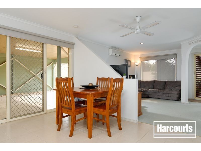 8 Julia Court, Cranbourne North VIC 3977