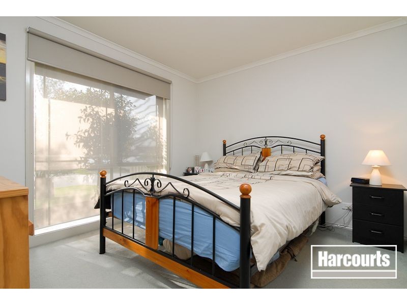 8 Julia Court, Cranbourne North VIC 3977