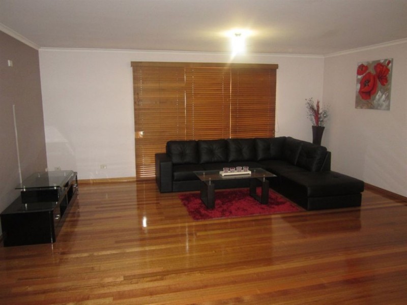 12 Badger Court, Narre Warren VIC 3805