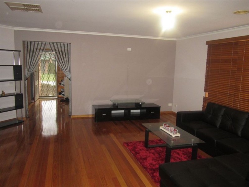 12 Badger Court, Narre Warren VIC 3805