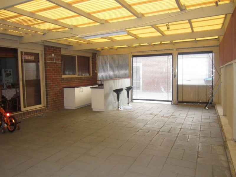 12 Badger Court, Narre Warren VIC 3805