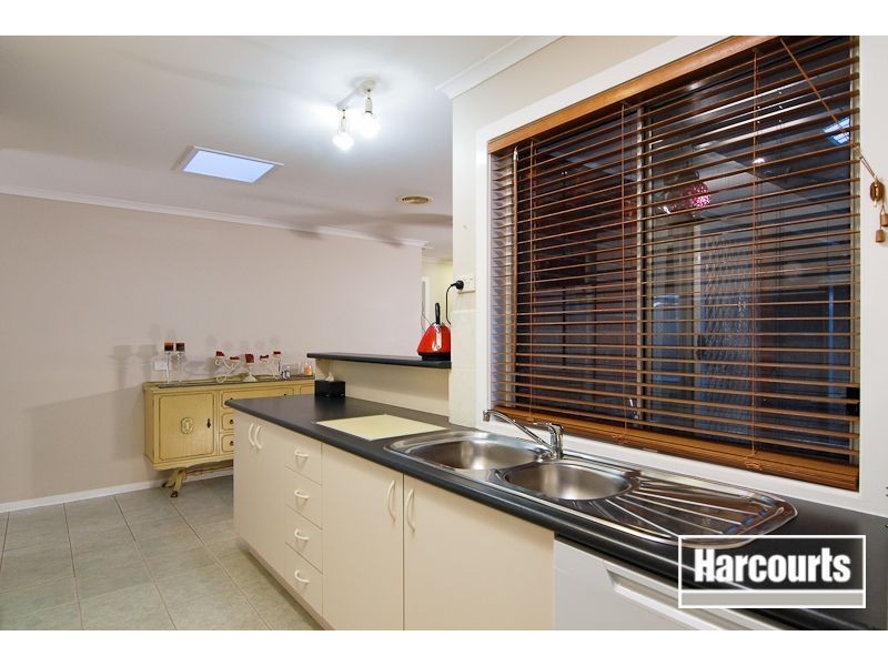 36 Kershaw Drive, Narre Warren South VIC 3805