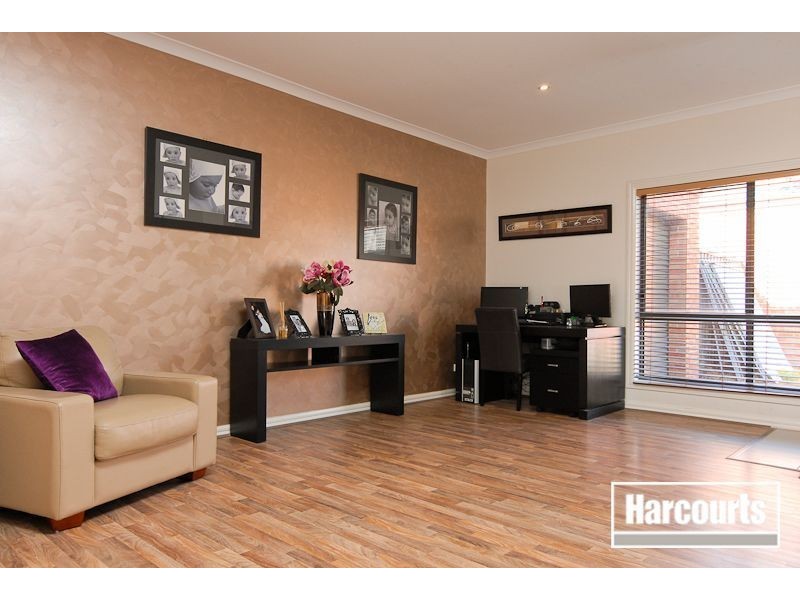 5/17 Elizabeth St, Cranbourne North VIC 3977